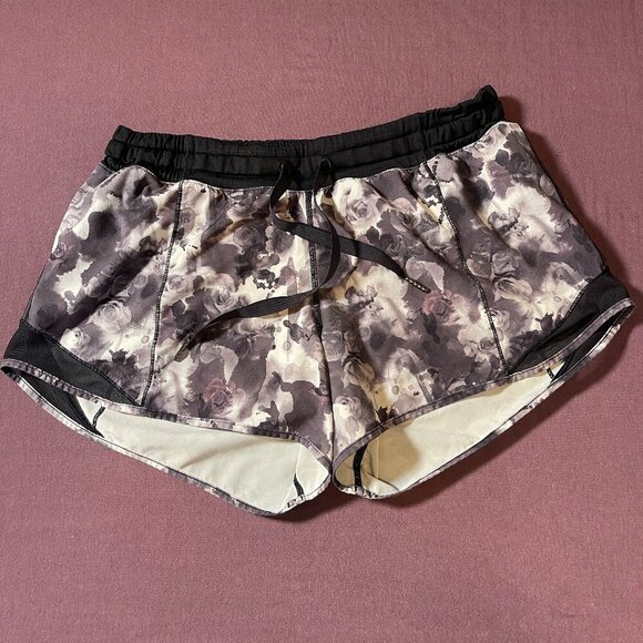 Lululemon Hotty Hot Short in Mini Obscurred Black Dusty Mauve / Black - size 6 - Picture 1 of 9